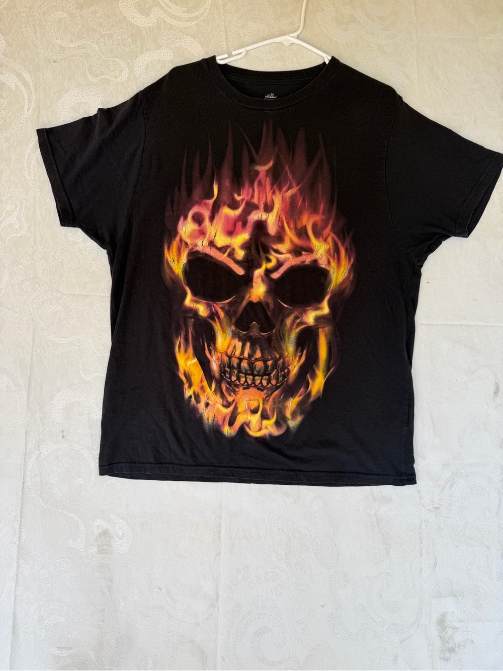 Men's Black Short-Sleeve Graphic Tee with Fiery Skull